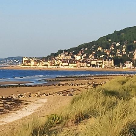 O Douceurs Sucrees Cabourg Bed & Breakfast Exterior foto